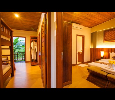 MAYURA Hill Hotel & Resort