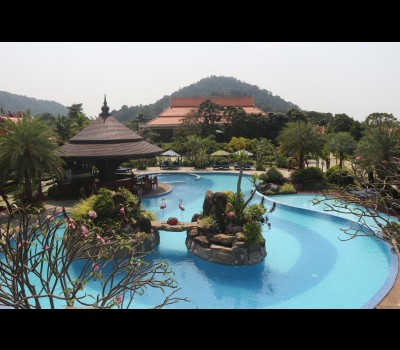 Try Palace Resort & Spa