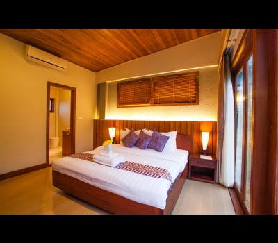 MAYURA Hill Hotel & Resort